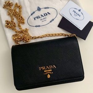 Prada W.O.C. (wallet on chain) w/removable strap
